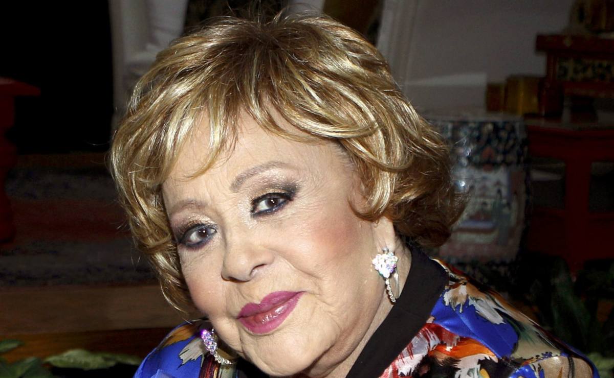Silvia Pinal es dada de alta del hospital