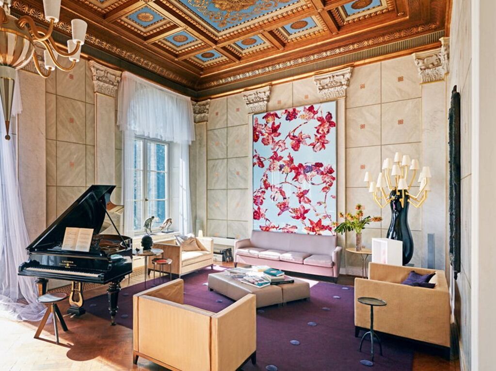 Así es la majestuosa villa que el diseñador Karl Lagerfeld ha puesto a la venta