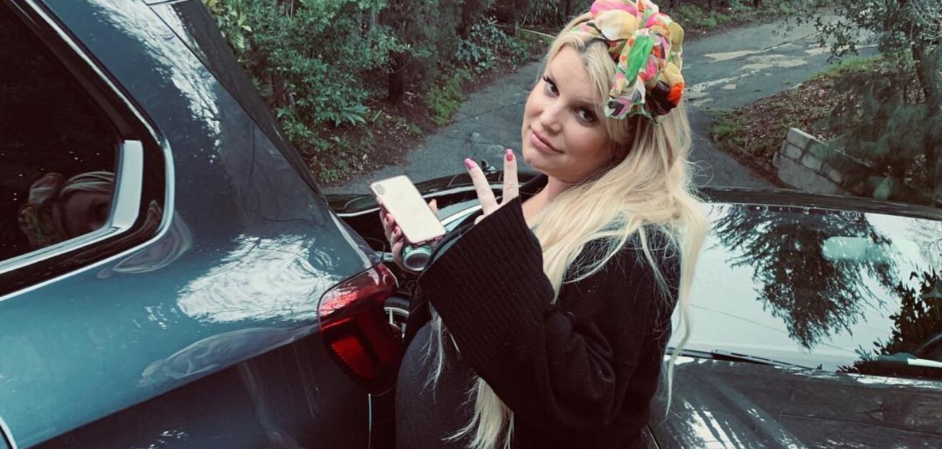 Jessica Simpson orgullosa de perder 45 kilos tras su embarazo 