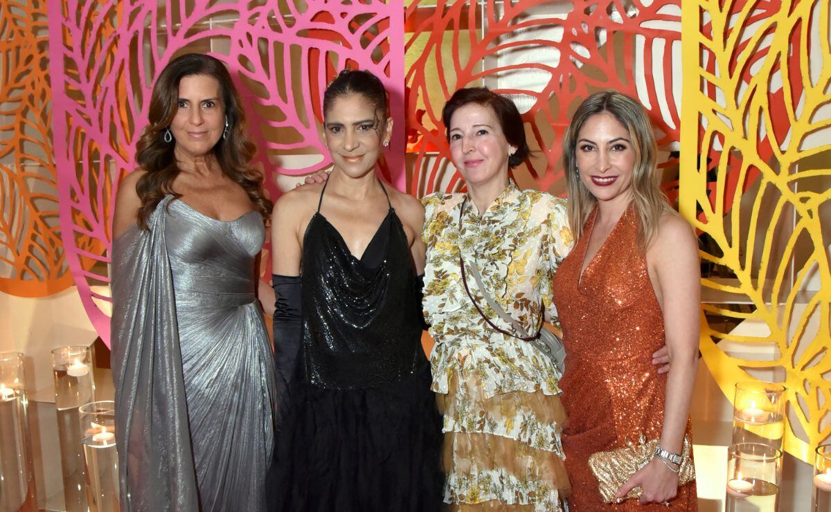 Claudia Farías , Sandra de la Garza, Barbara Rodríguez y Vanesa Villarreal / Foto: Memo Treviño