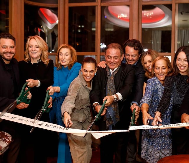La familia Cuaik inaugura Petit Hunan en Arcos Bosques
