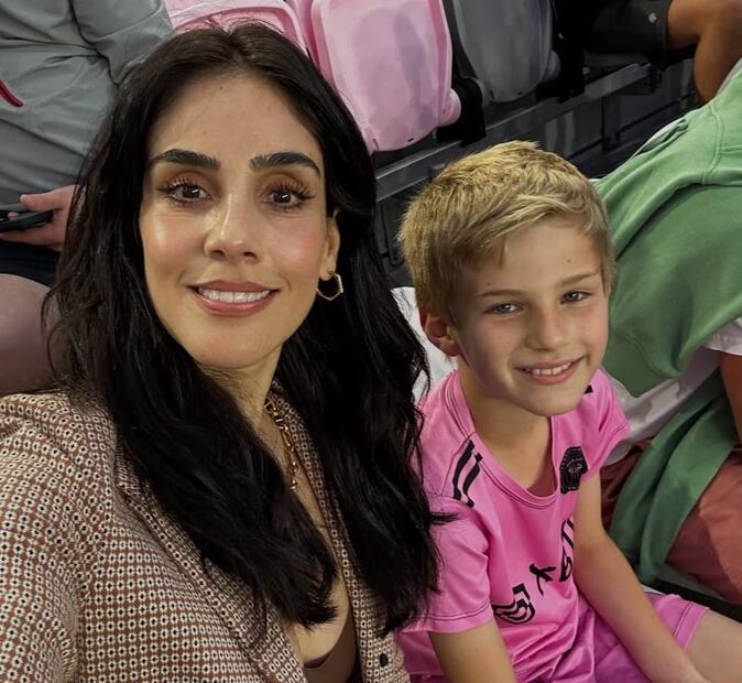 Sandra Echeverría y su hijo Andrés / Foto: Especial