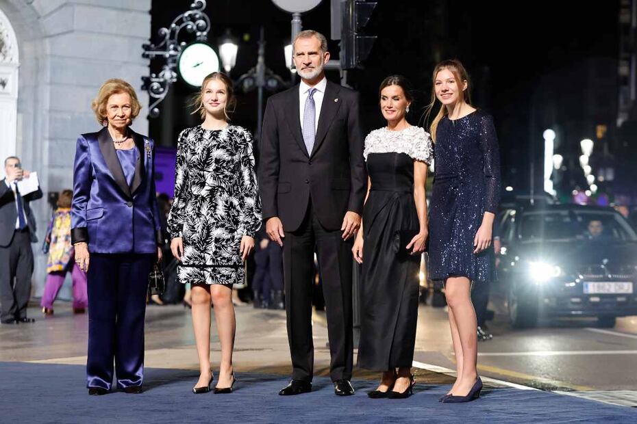 Leonor de Borbón, espectacular en un mini vestido de Michael Kors y contundente en su discurso: "Me importa" 