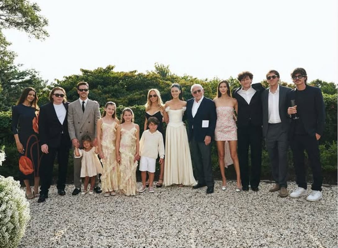 Familia Peltz y Vitoria Beckham / Foto: Instagram