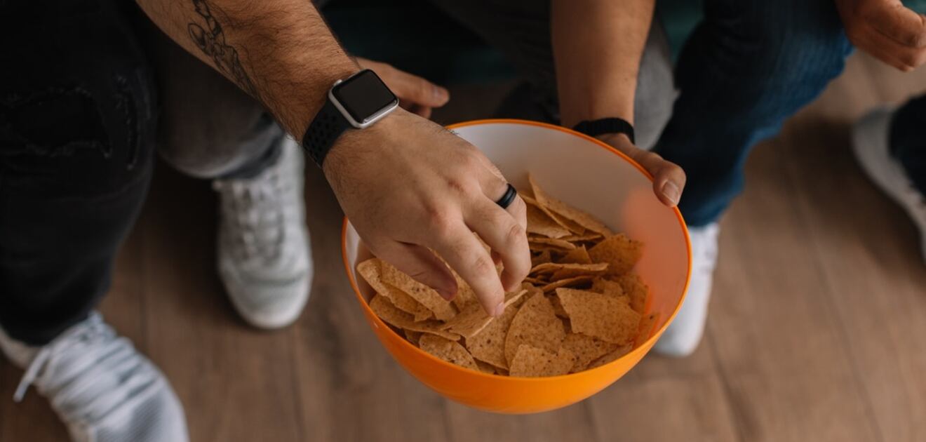 Hasta mil pesos gastará un mexicano en botanas para ver el Super Bowl 