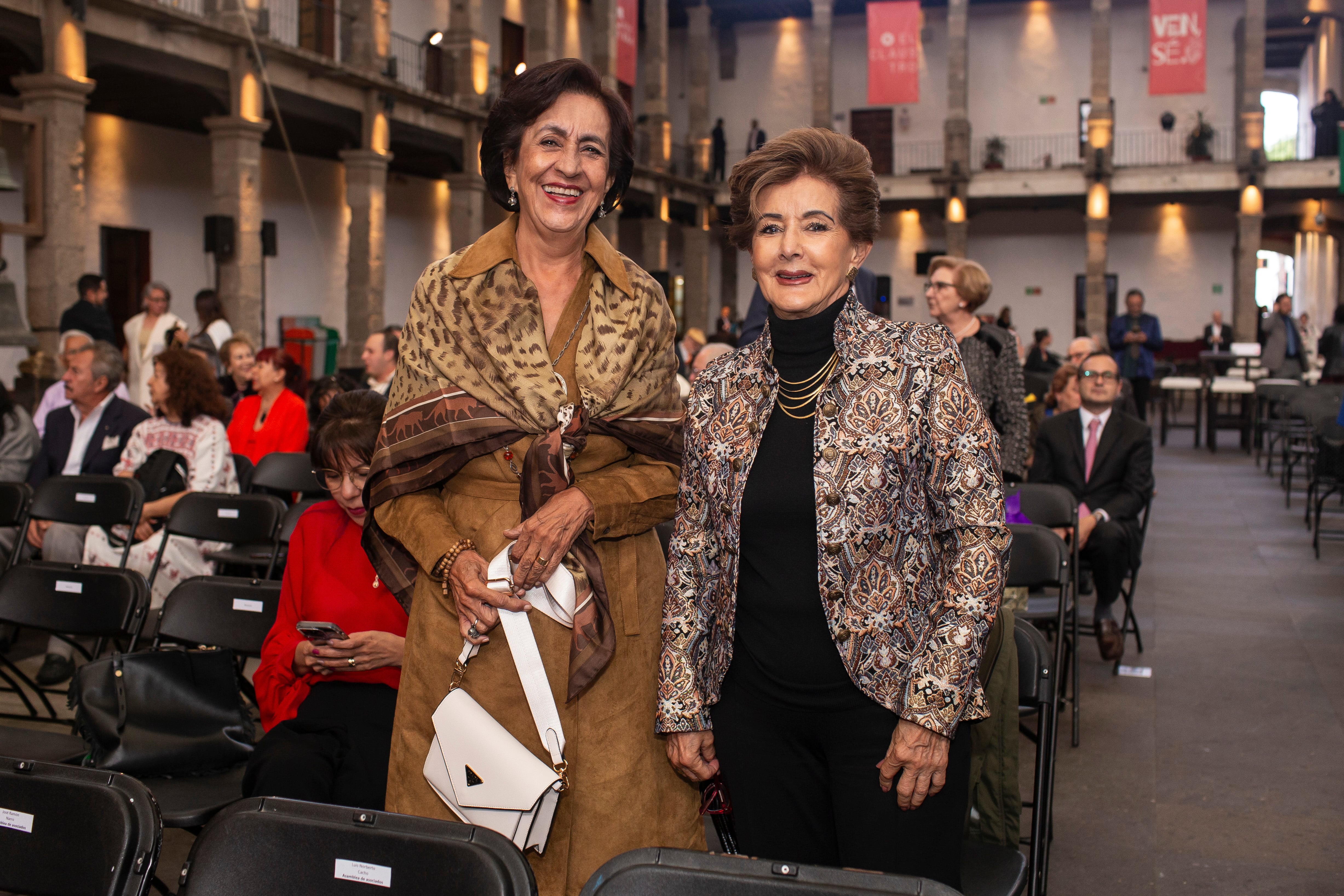 Guadalupe Gómez Maganda y Patricia Espinosa Torres. (Foto: Esteban Torreblanca)