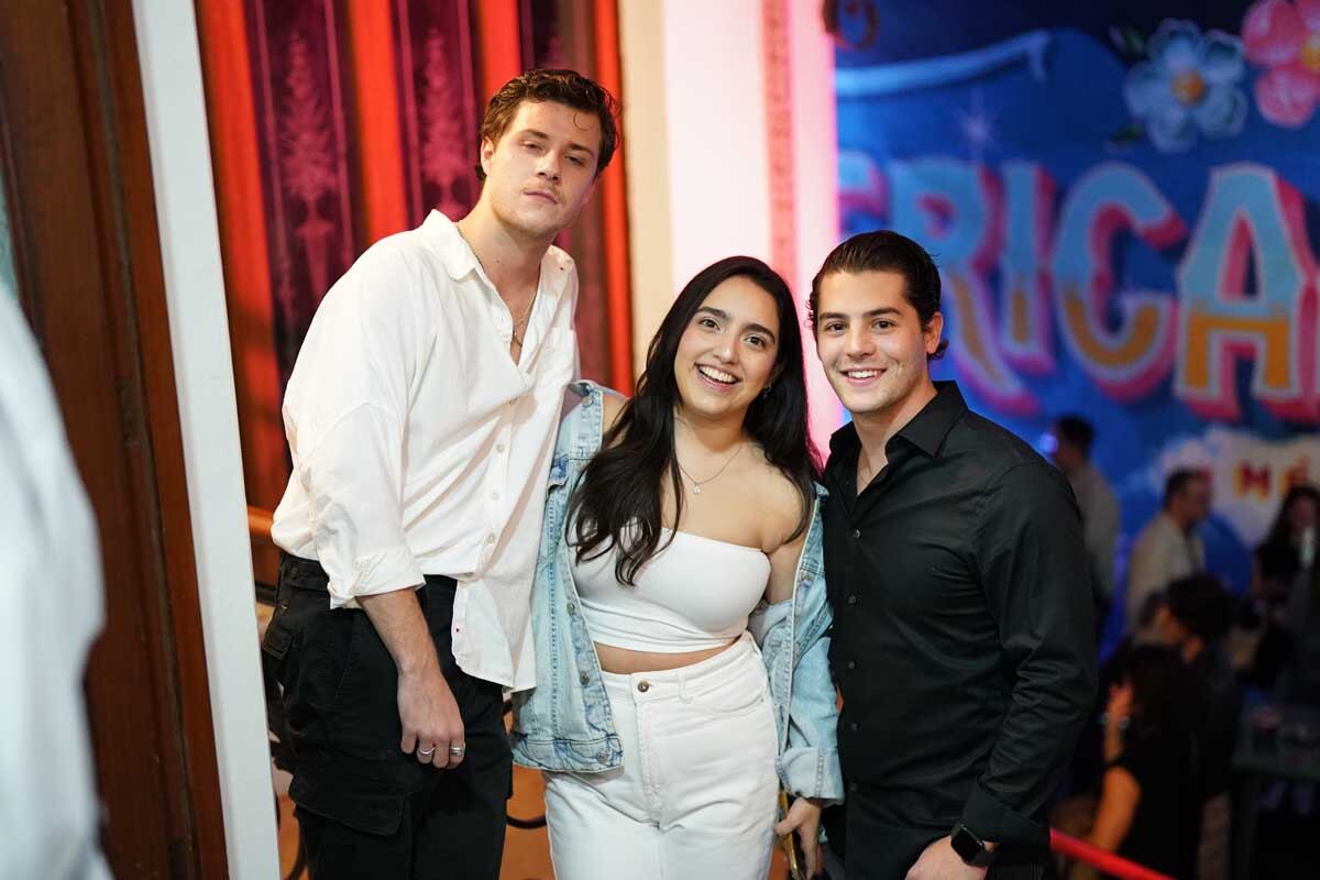José Pola, Andrea Barragán y Thomas Azoara. (Foto: Héptor Arjona para VIP)