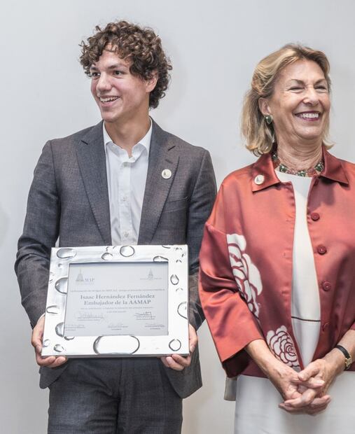 Isaac Hernández es nombrado embajador por Amigos del MAP