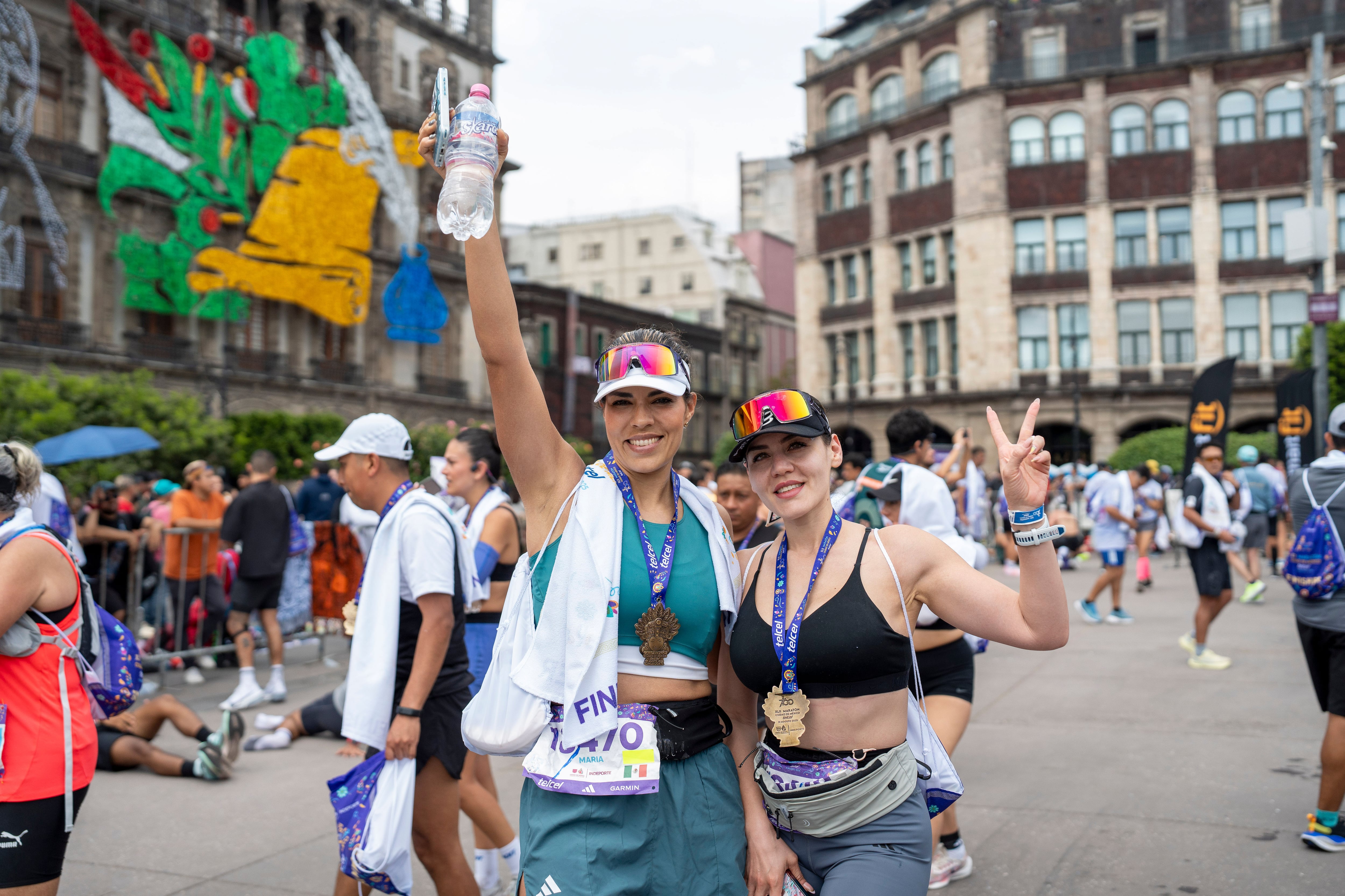 Mónica Villarroel y Giselle López. (Foto: Héctor Arjona)