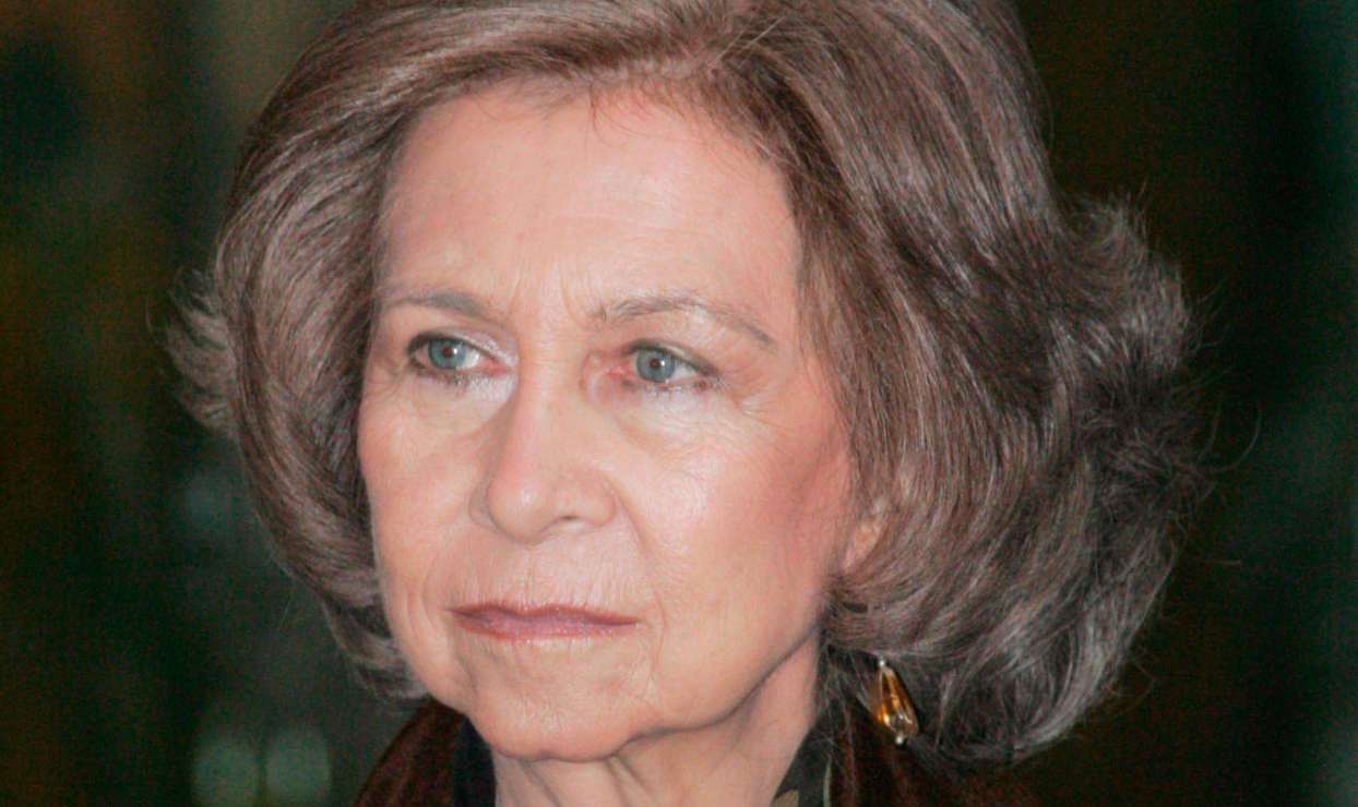 Profanan la tumba de los papás de la reina Sofía de España