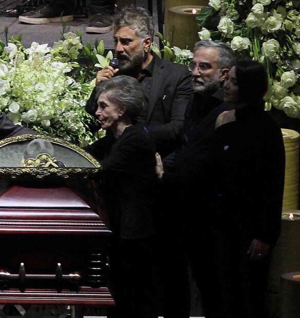 Sacerdote revela los últimos minutos de vida de Vicente Fernández