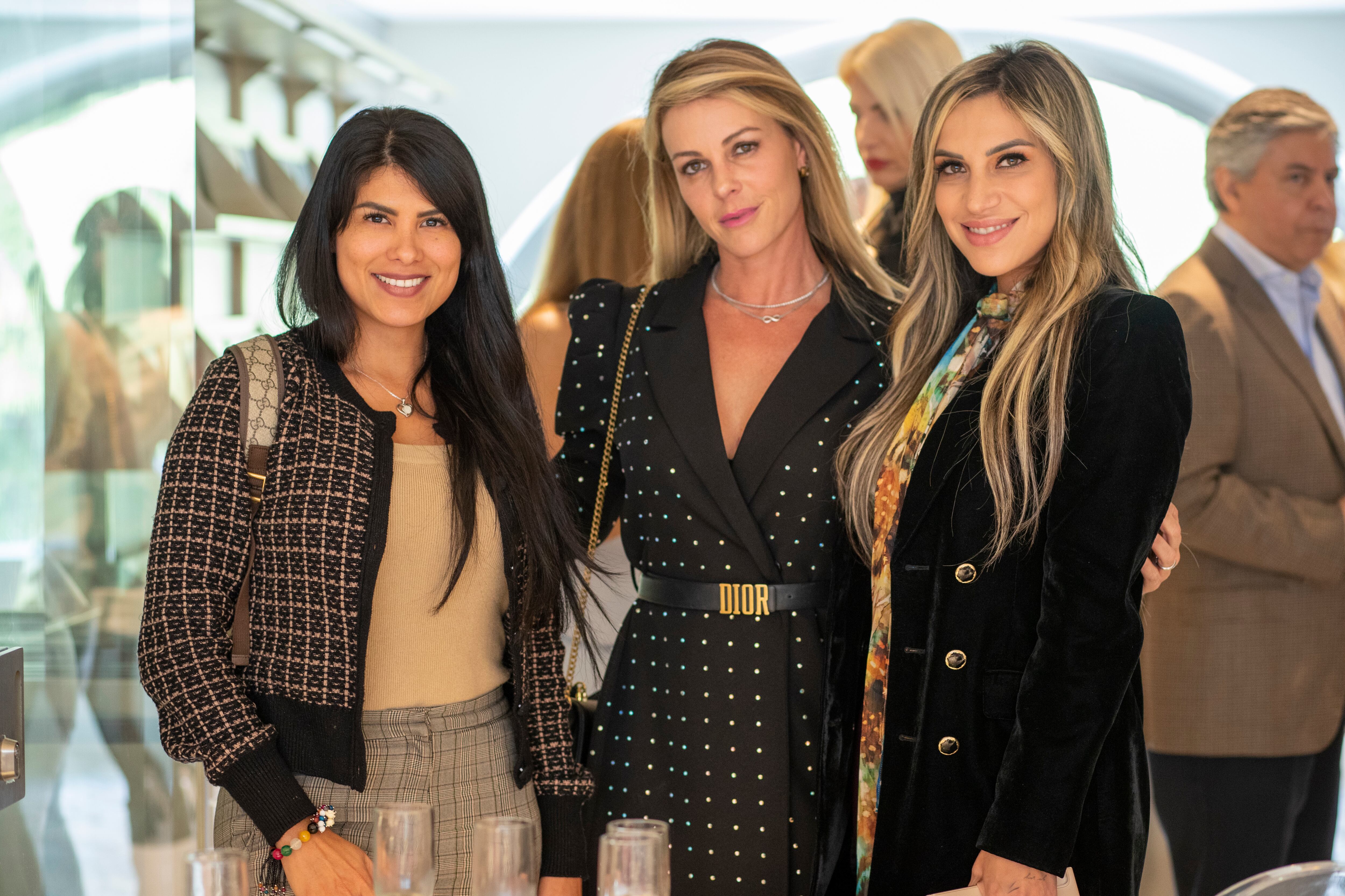 Johanna Daza, Milena Borba y Gina Pérez-Salinas. (Foto: Edgar Silva Fuentes)