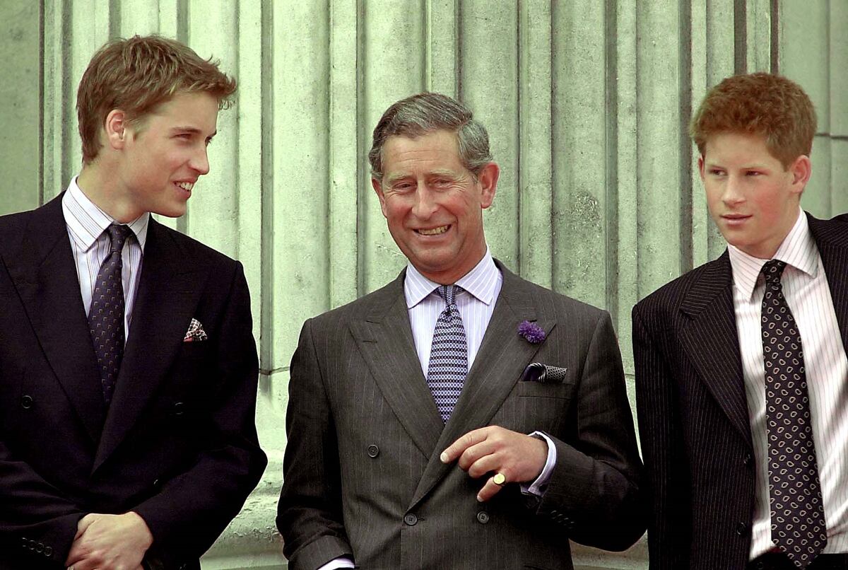 El príncipe Harry heredó más dinero de su bisabuela que el príncipe William; esta es la razón