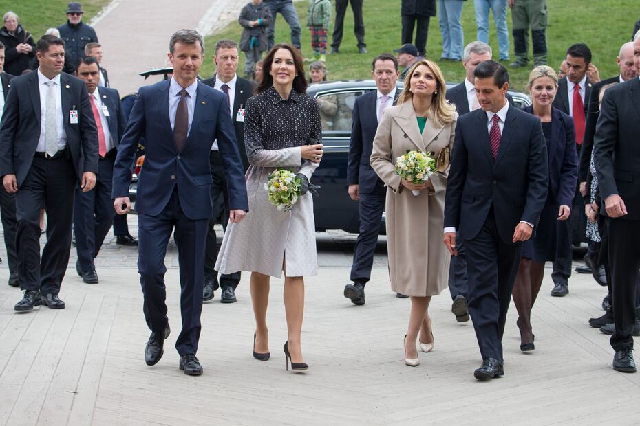 Angélica Rivera, Enrique Peña Nieto y Mary y Frederik de Dinamarca/Getty Images.