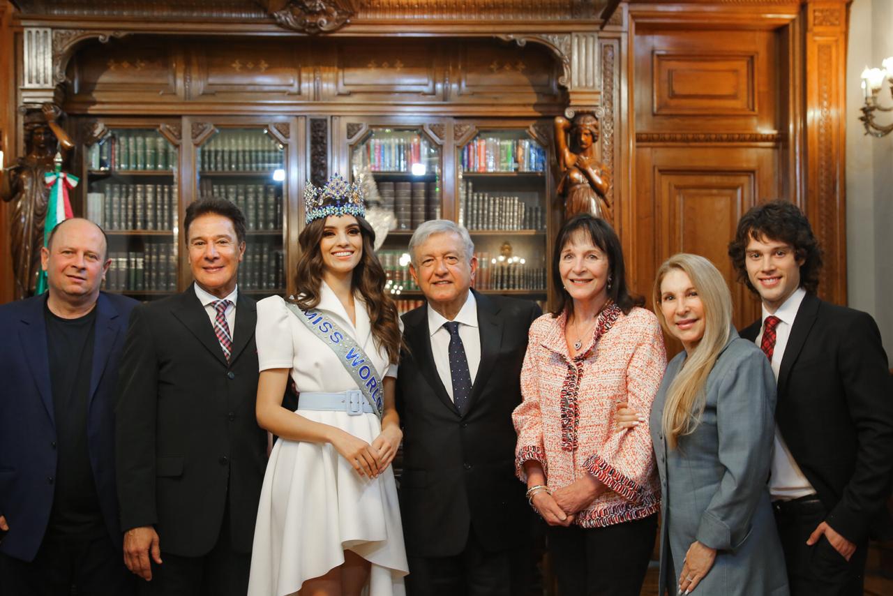 “No estamos peleados desde ningún punto de vista con la belleza”: El mensaje de AMLO durante la visita de Miss Mundo 2018, Vanessa Ponce
