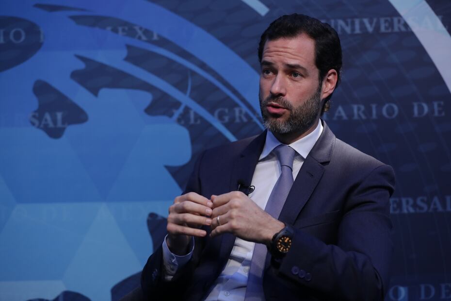 Emiliano Salinas, esposo de Ludwika Paleta, señalado como cómplice en secta de esclavitud sexual