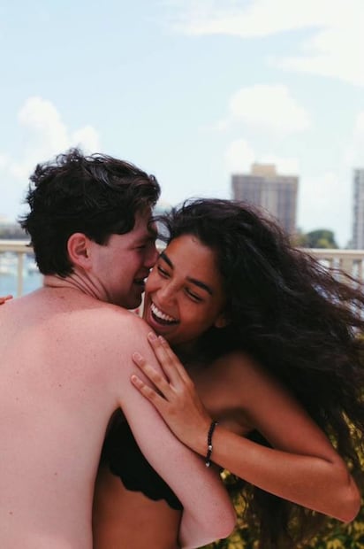 El álbum romántico de Alejandra Capetillo y Ernesto Álvarez Morphy