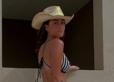 Roberta, hija de Raúl Araiza, brilla con un bikini tejido, muy en tendencia