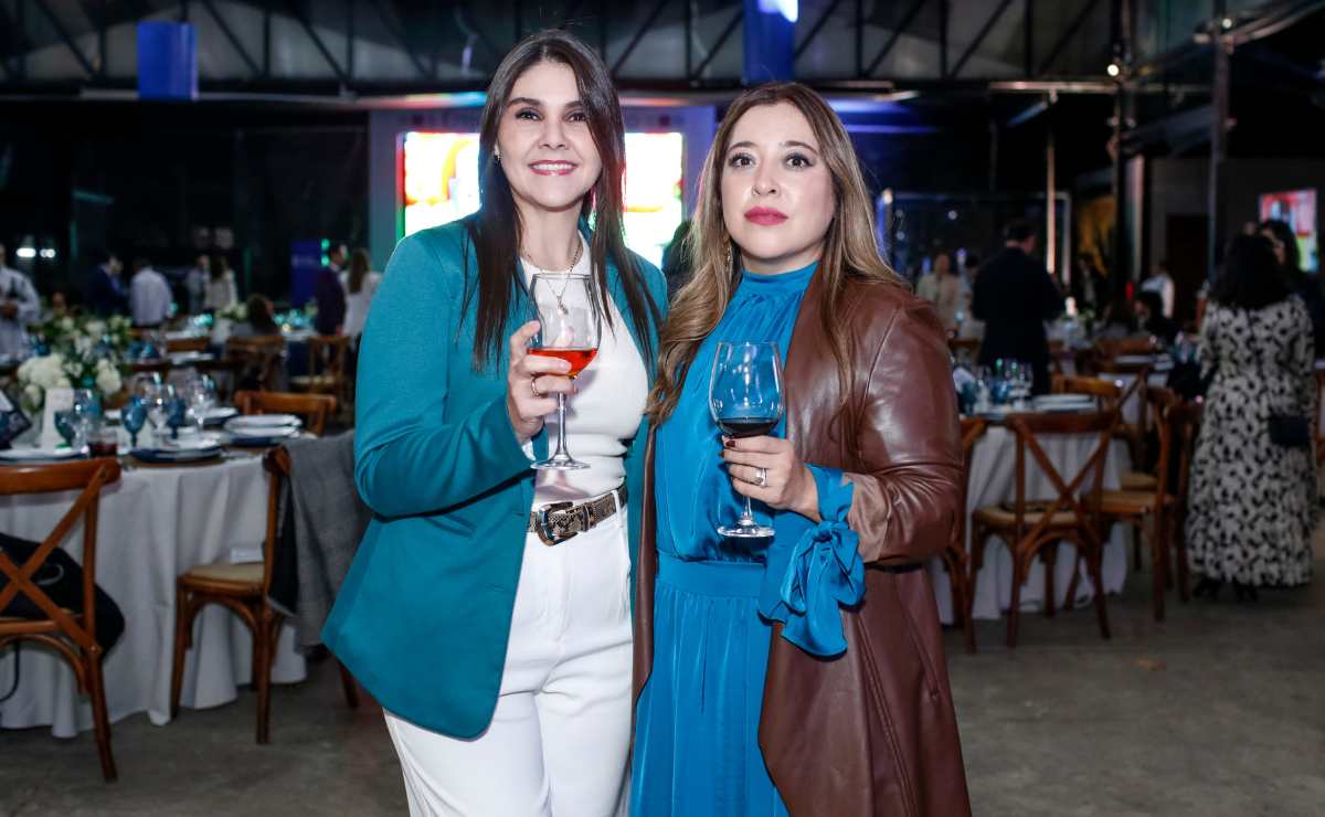 Mayra Gómez y Anaís Aoyama / Foto: Esteban Torreblanca