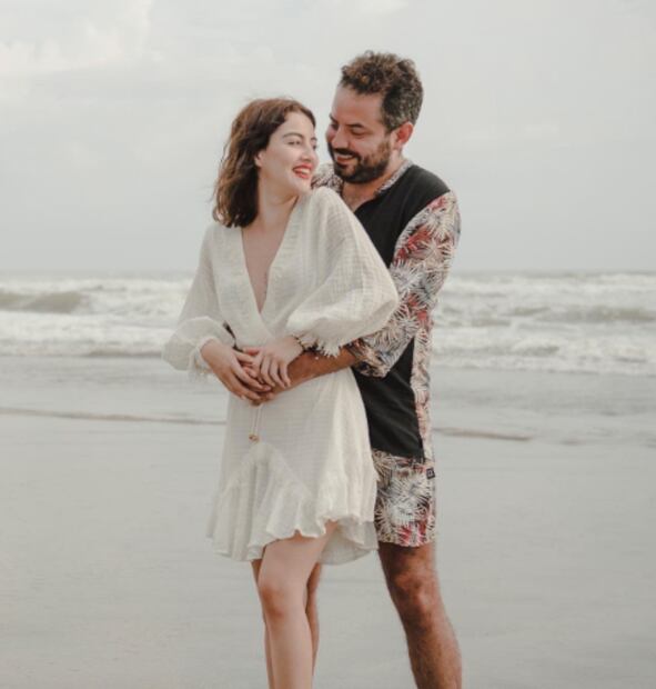 José Eduardo Derbez y su novia Paola Dalay / Instagram