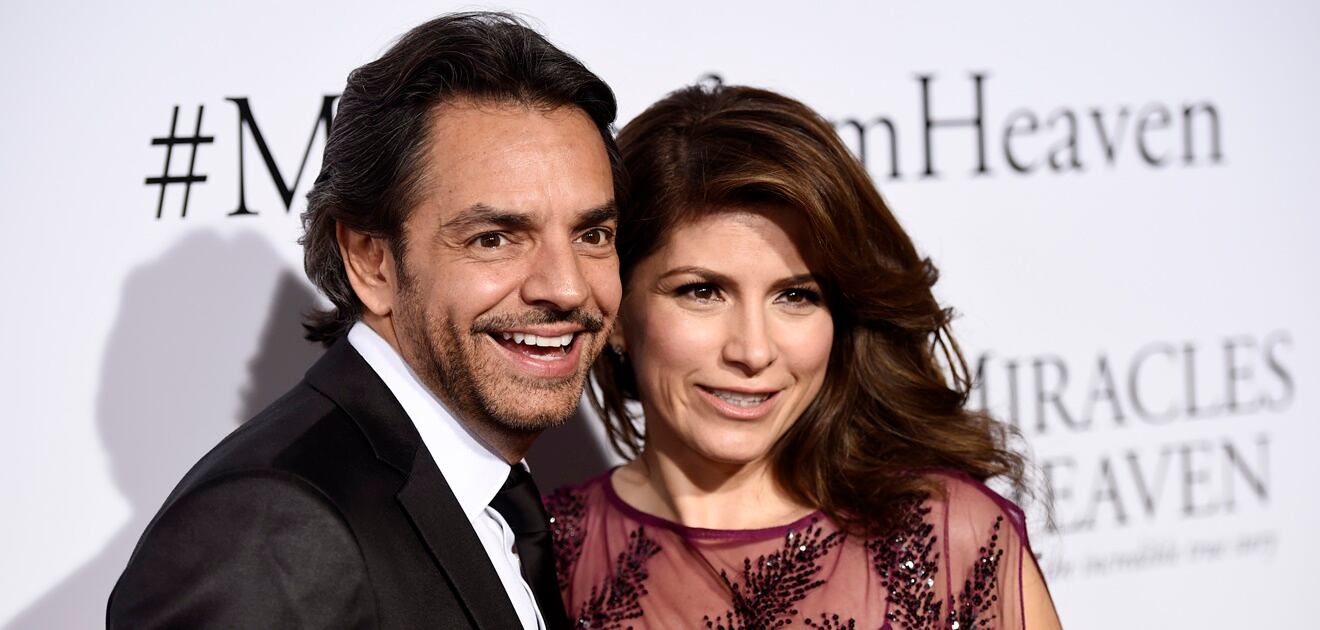 <p>La pareja que forman Eugenio Derbez y Alessandra Rosaldo es una de las favoritas del espectáculo. <strong>(Fotos: Instagram, Archivo)</strong></p>
