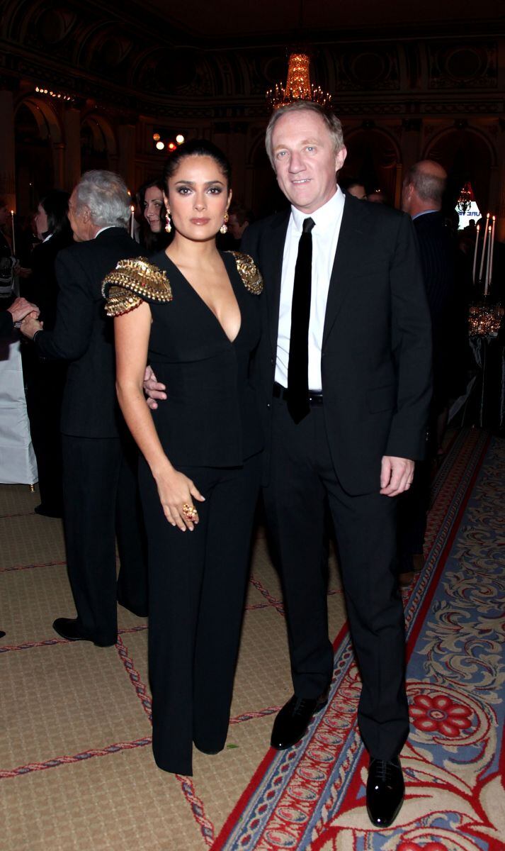 ¿De qué empresas es dueño el esposo de Salma Hayek?