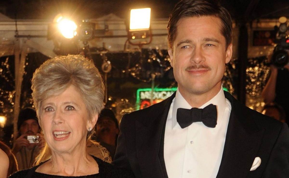 Brad Pitt junto a su mamá, Jane Etta / Foto: Gabriel Bouys - AFP