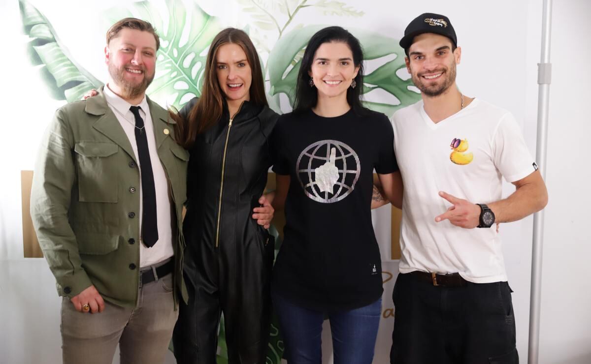  Loraine Giménez, Thiago Soares, Larissa Petrov y Alam Barrón organizan Fuerte Bazar