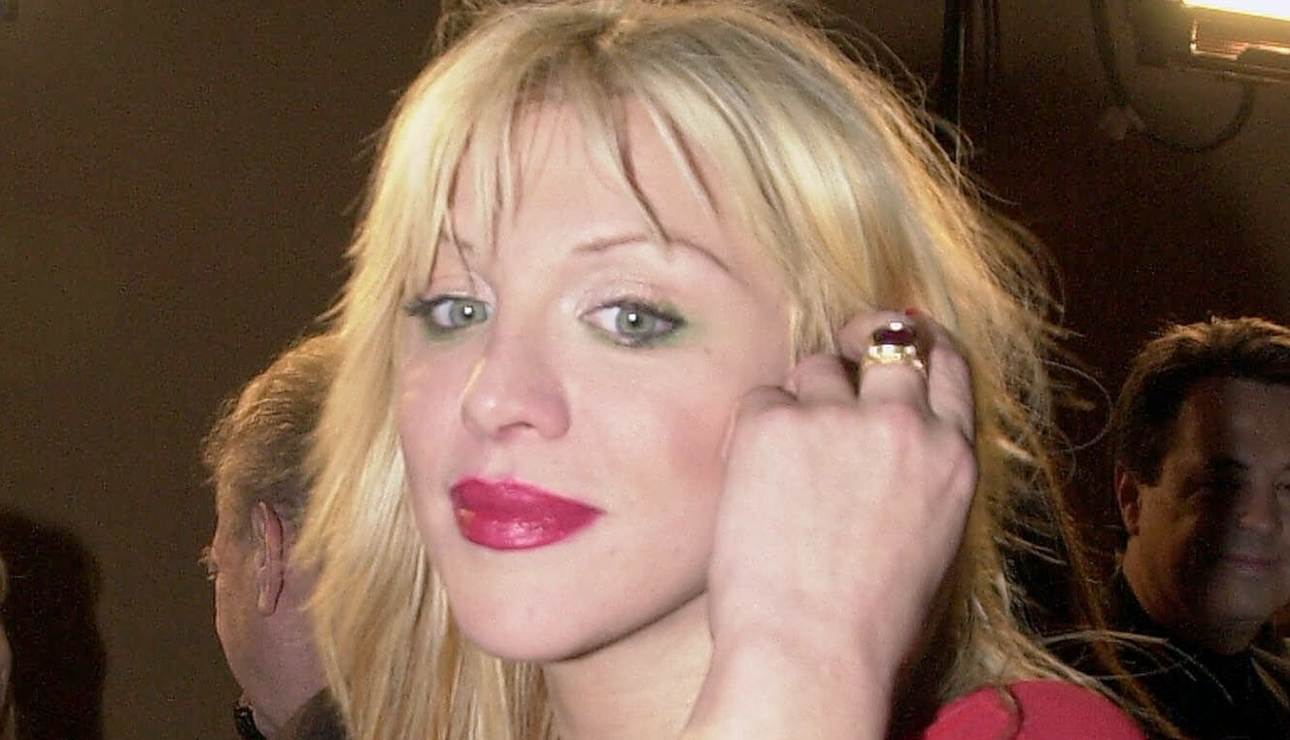 Courtney Love finiquita demanda contra ex yerno sobre supuesto plan para asesinarlo