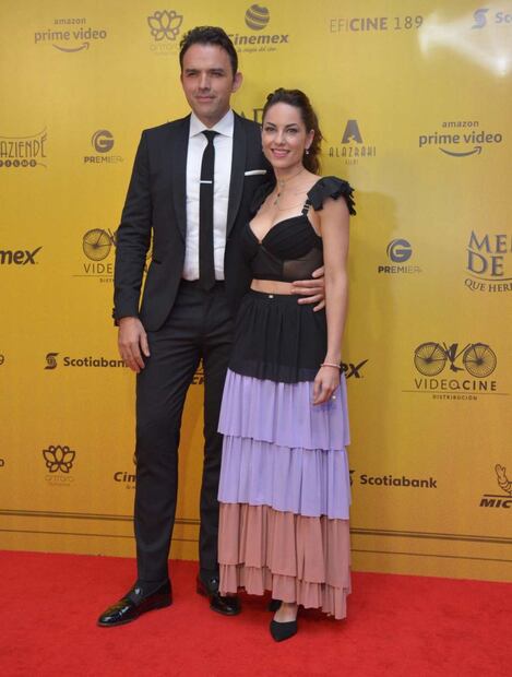 Fernando Rovzar, agradecido por tener como pareja a Bárbara Mori pero no hay planes de boda