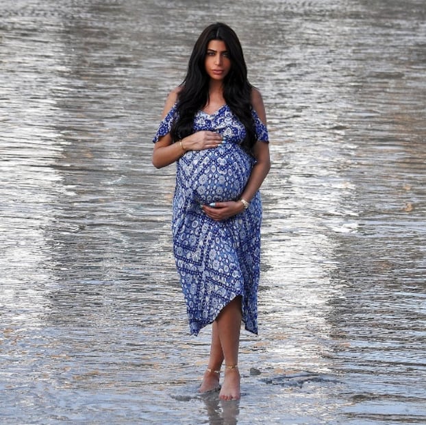 La esposa de Omar Borkan en la recta final de su embarazo
