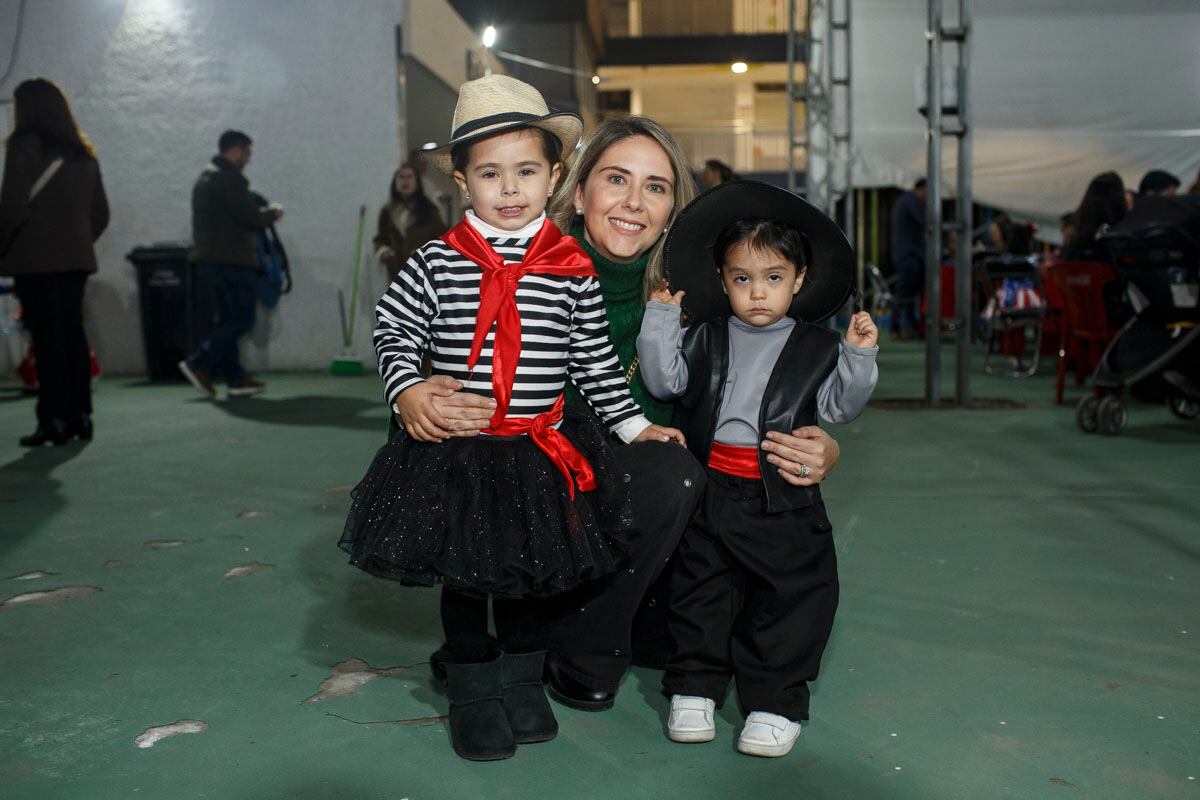 Mariola, Karen Patala y Emilio. (Foto: Esteban Torreblanca)