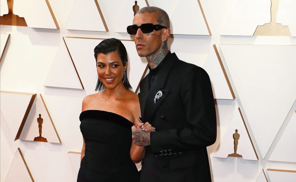 Kourtney Kardashian y Travis Barker (Foto: EFE)