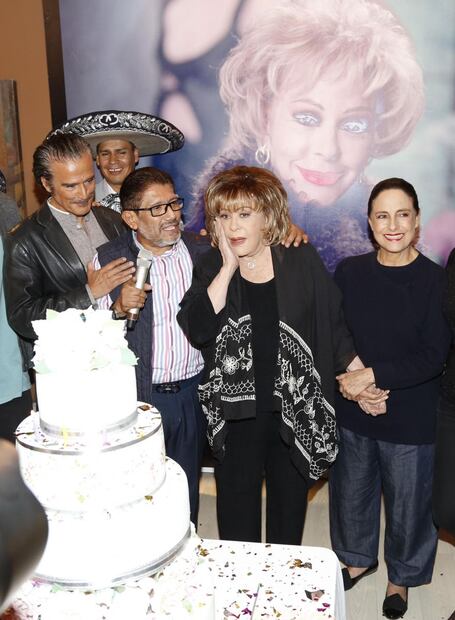 Silvia Pinal se suma al elenco de La Casa de las Flores