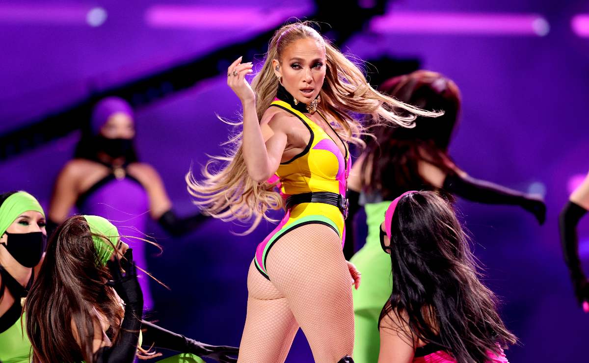 Jennifer Lopez finiquita su sociedad comercial con Alex Rodriguez