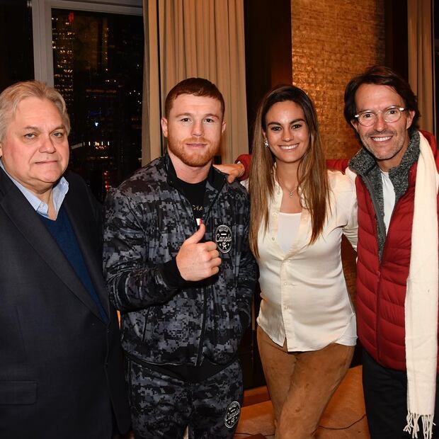 Adela Micha, Paola Rojas y más... ellos fueron a la pelea del Canelo