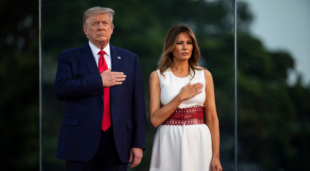 Melania Trump vuelve hacer un desaire público a Donald Trump
