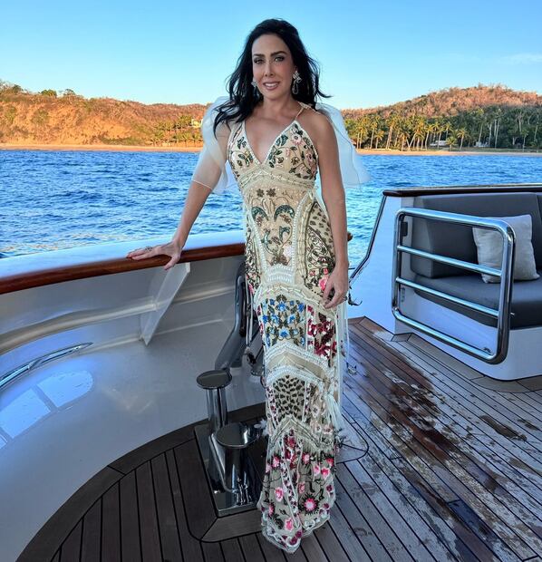 Los looks de verano de María Laura Medina de Salinas / Foto: Instagram