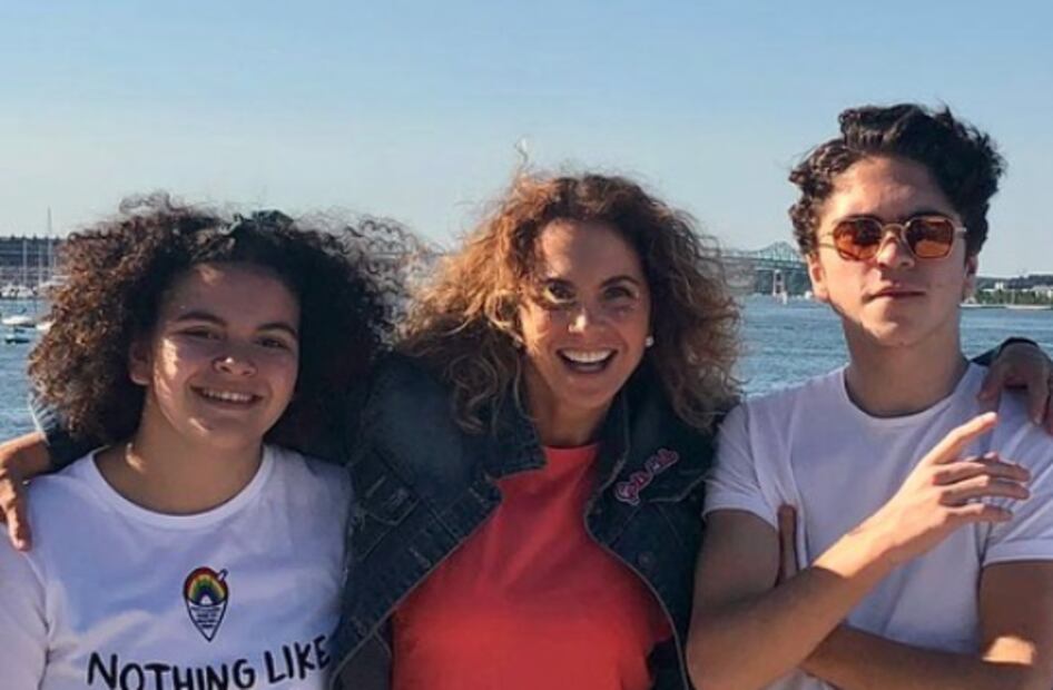 Lucero junto a sus dos hijos, José Manuel y Lucerito / Foto: Instagram