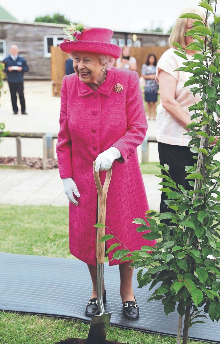 Una 'burbuja real' protege a la reina Isabel II en el castillo de Windsor