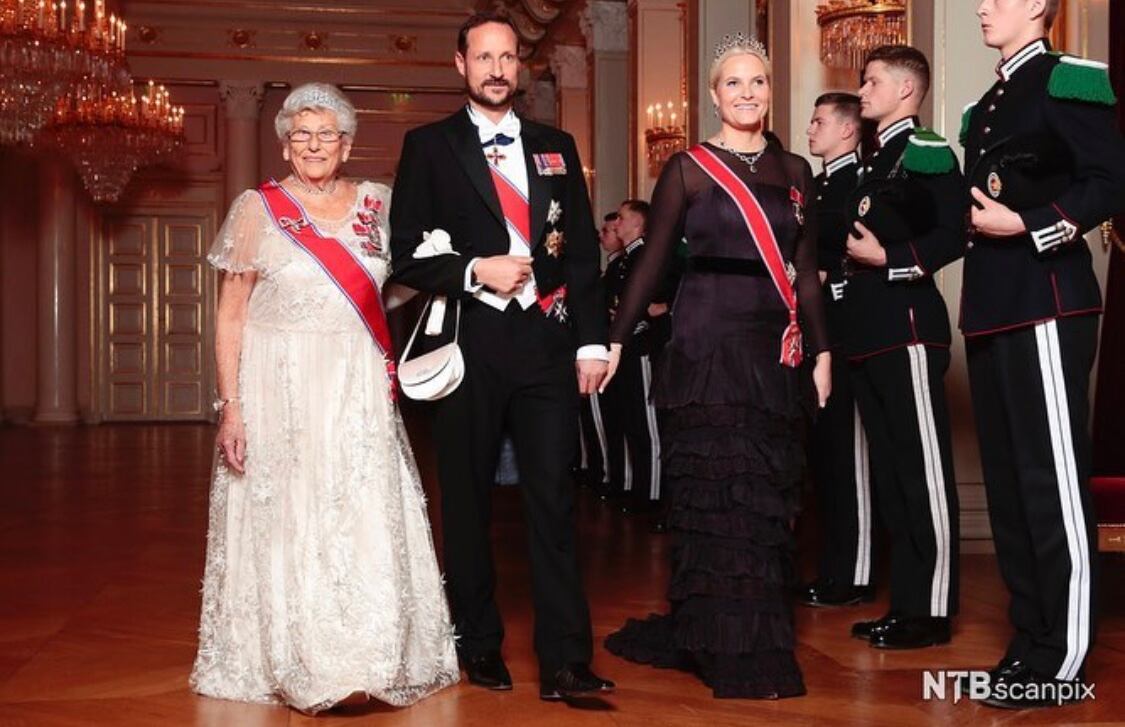 La princesa Mette-Marit de Noruega enfrenta estoica su enfermedad