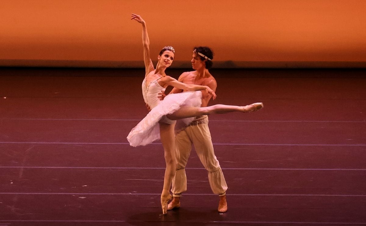 Isaac Hernández y María Khoreva. (Foto: Esteban Torreblanca)