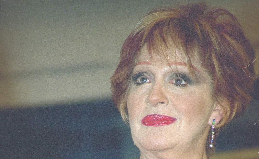 Anel Noreña impactó en traje de baño a sus casi 80 años
