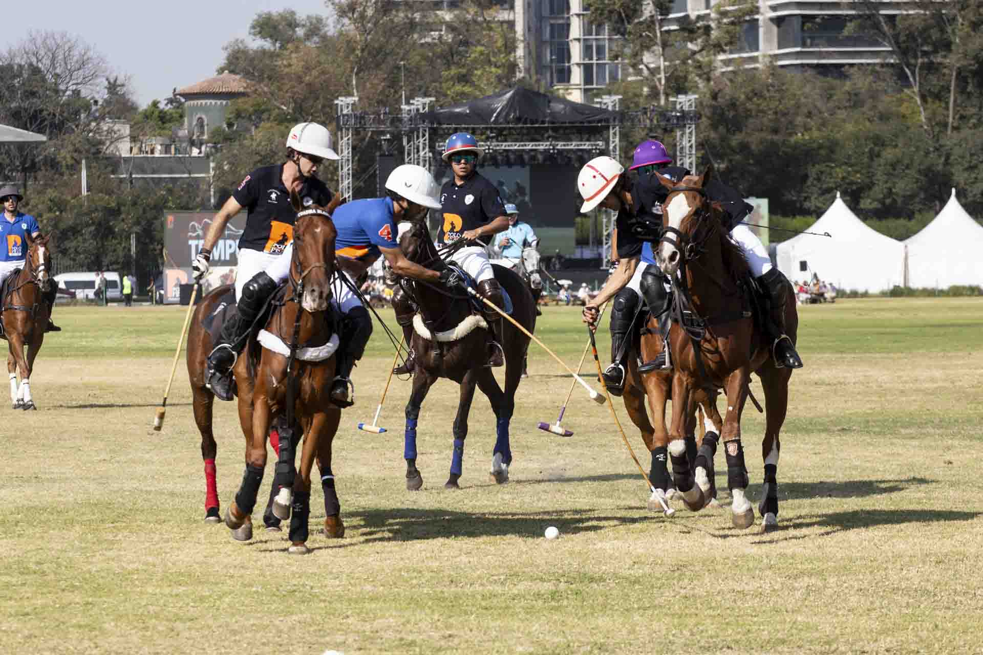 Final de alto hándicap entre Eiro Bravo y la Cuadra Blanca de Cancún. (Foto: Esteban Torreblanca)