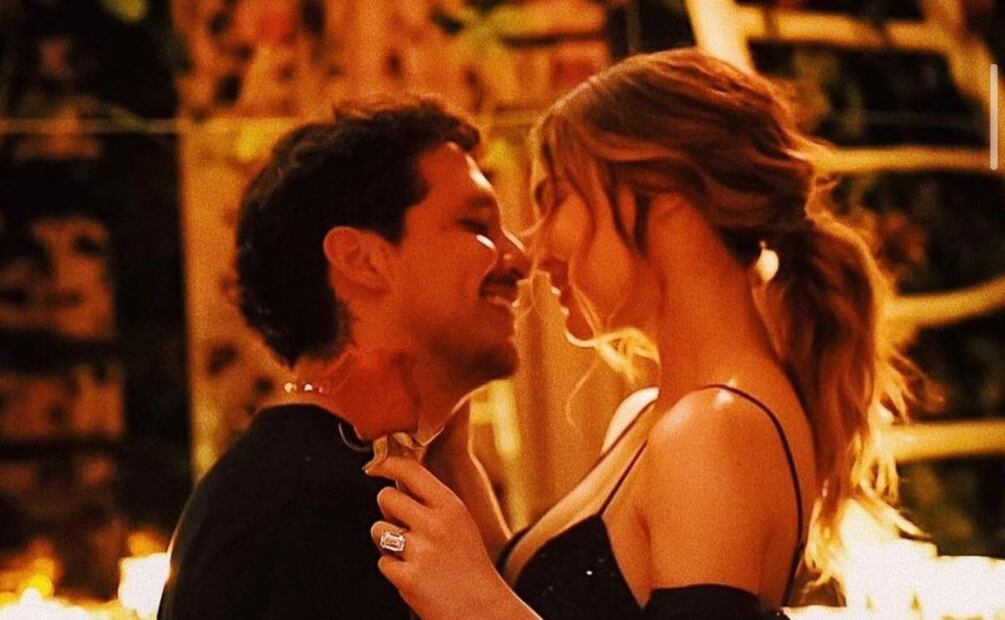Nodal publica foto con Belinda en medio de rumores de boda en España