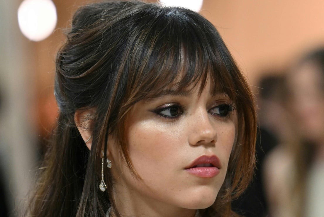 Jenna Ortega criticada tras afirmar que Merlina Addams es un personaje latino