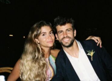 Captan a Gerard Piqué y Clara Chía enojados, besándose y hasta exprimiéndose un grano