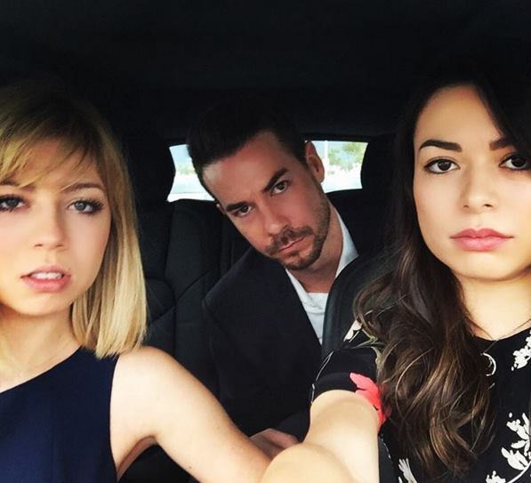 El elenco de iCarly se reúne en la boda de Nathan Kress 