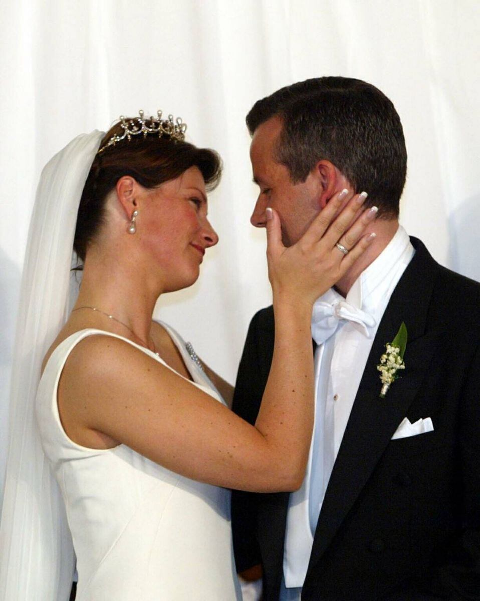 Así fue la historia de amor entre la princesa Martha Louise de Noruega y el escritor Ari Behn