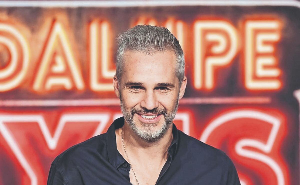Juan Pablo Medina reaparece en Instagram para felicitar a su novia Paulina Dávila